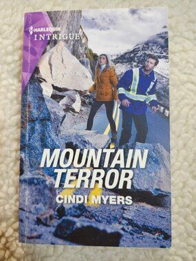 Harlequin Intrigue Mountain Terror Cindi Myers Paperback 2022 Suspense Thriller